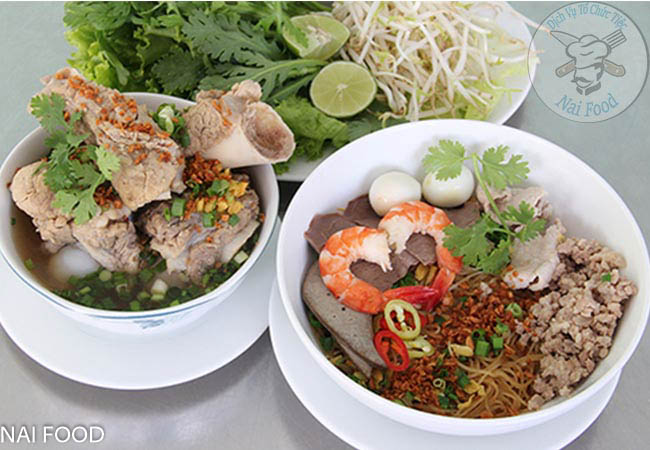 Hủ tiếu nam vang quán Tài Anh