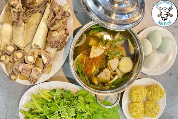 Lẩu bò ông chủ Đỗ