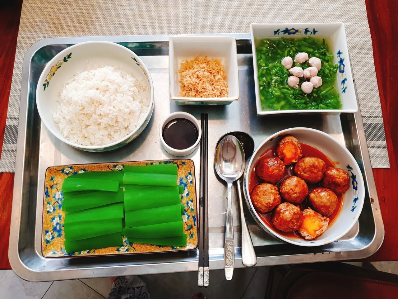 Thuc-don-4