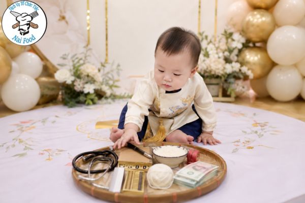 Nghi thức bốc đồ vật và ý nghĩa từng món