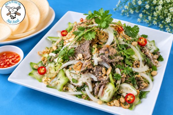 Gỏi bò bóp thấu.
