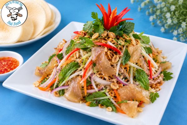 Gỏi gân bò.